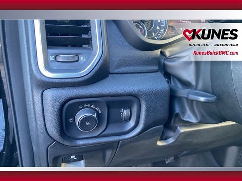 Used 2024 RAM 1500 Laramie image 29