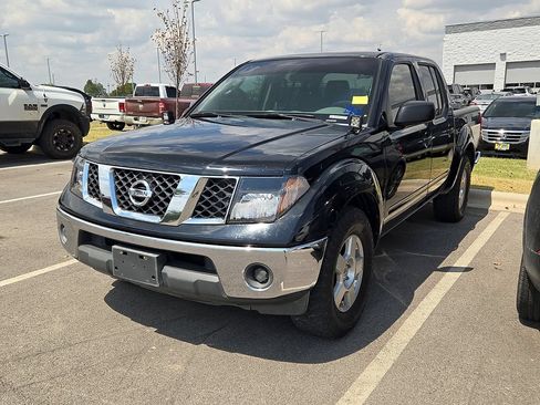 Used 2008 Nissan Frontier SE w/ SE Value Truck Pkg RWD image 1