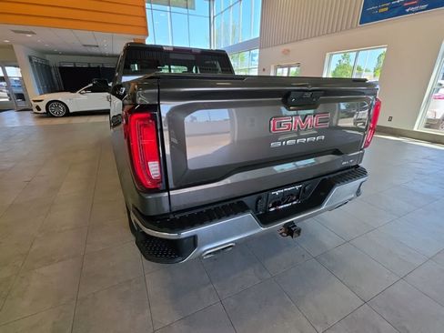 Used 2019 GMC Sierra 1500 SLT w/ SLT Convenience Package AWD/4WD image 11