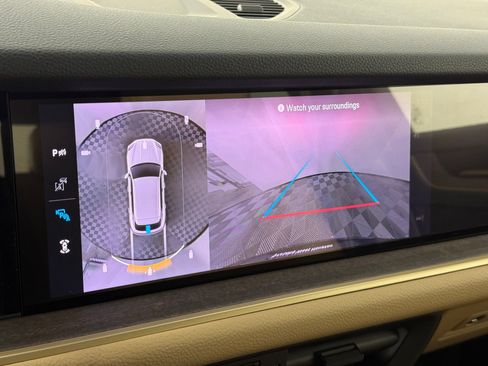 Certified 2026 Porsche Cayenne AWD/4WD image 24
