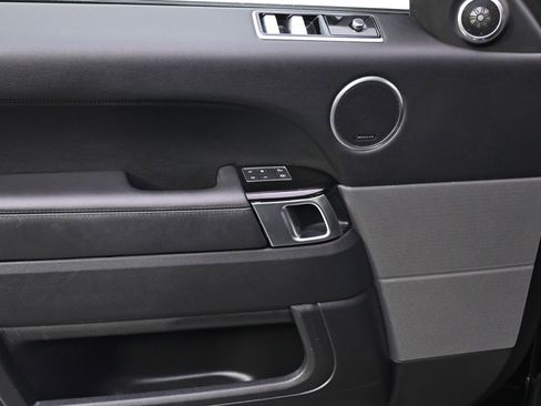 Used 2022 Land Rover Range Rover Sport HSE Silver Edition image 19