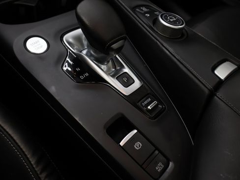 Used 2021 INFINITI QX50 Essential w/ Convenience Package image 24