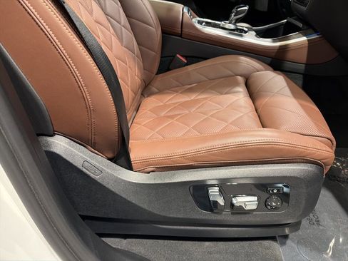 Used 2023 BMW X5 xDrive45e w/ Executive Package image 36