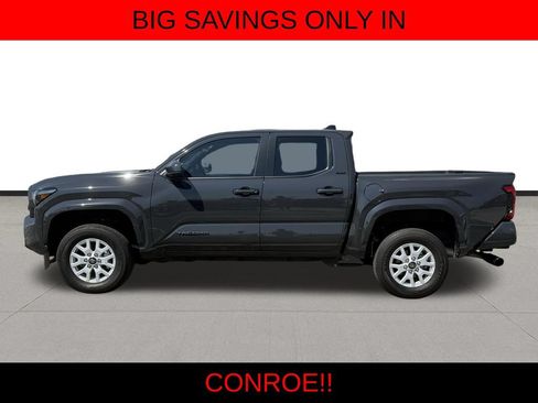 Used 2026 Toyota Tacoma SR5 AWD/4WD image 8