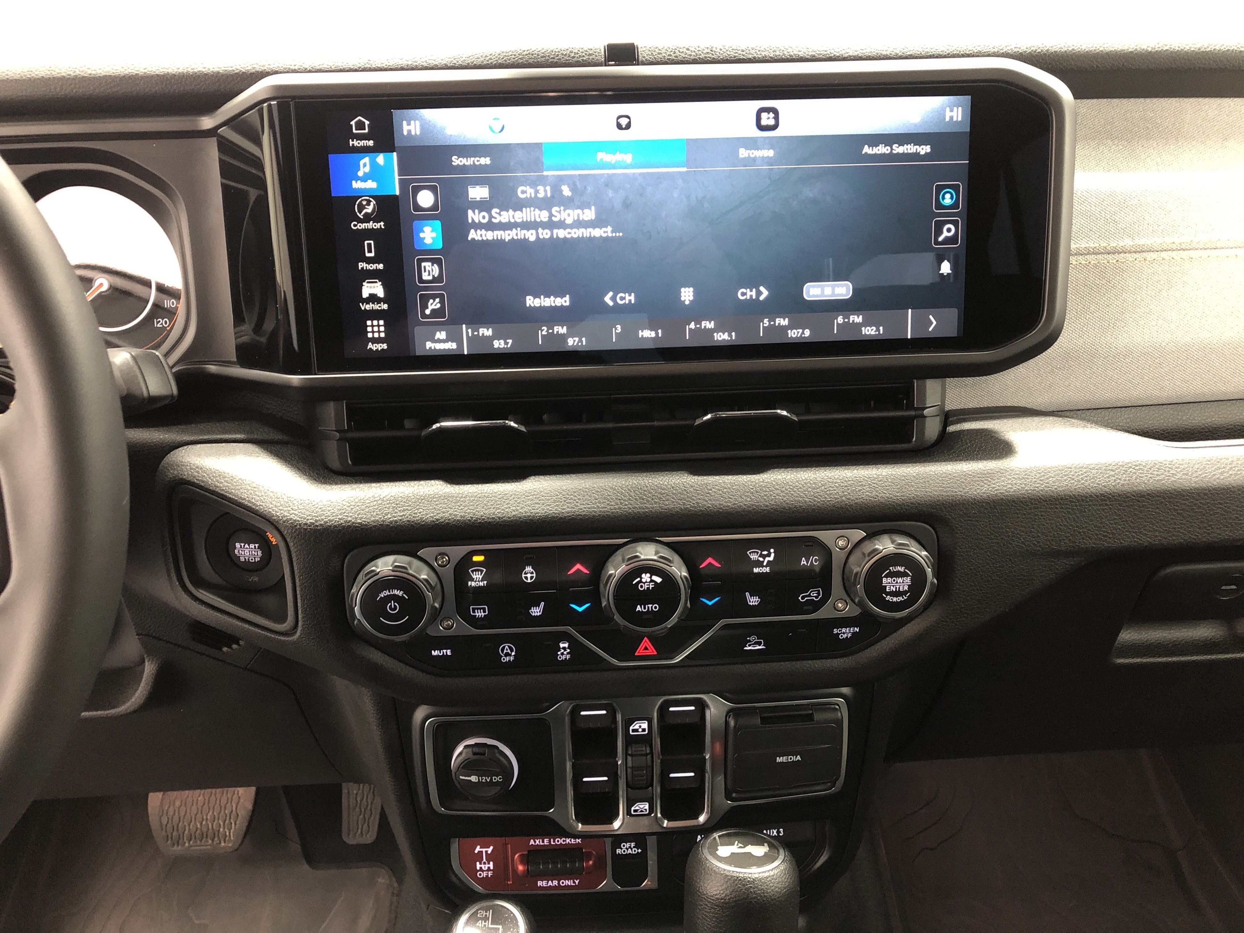 Certified 2024 Jeep Wrangler Unlimited Sport AWD/4WD image 22