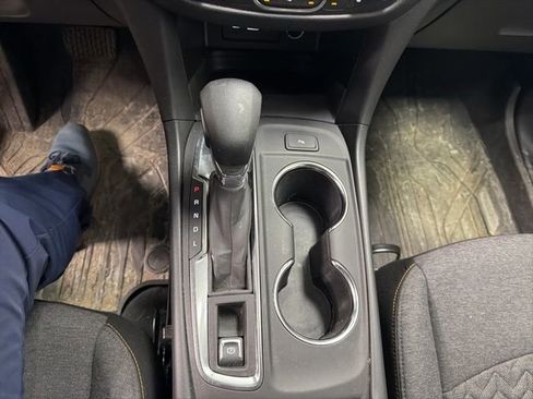 Used 2024 Chevrolet Equinox LT w/ LPO, Floor Liner Package image 11