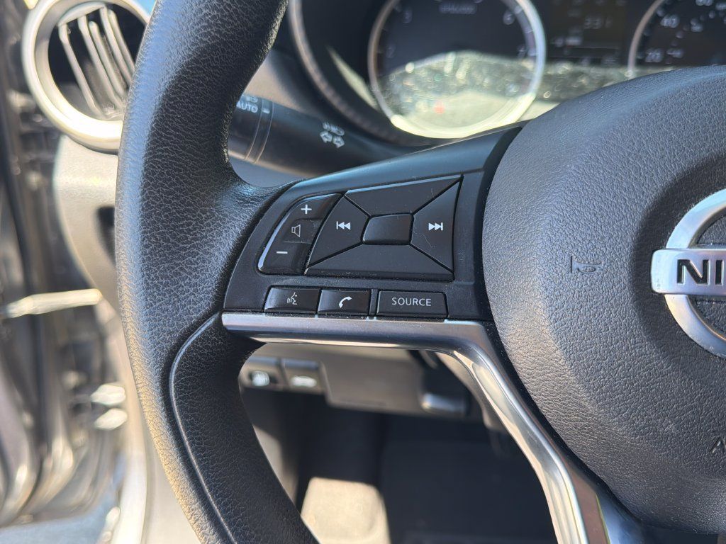 Used 2020 Nissan Versa S FWD image 18