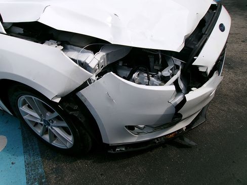 Used 2018 Ford Focus SE image 8