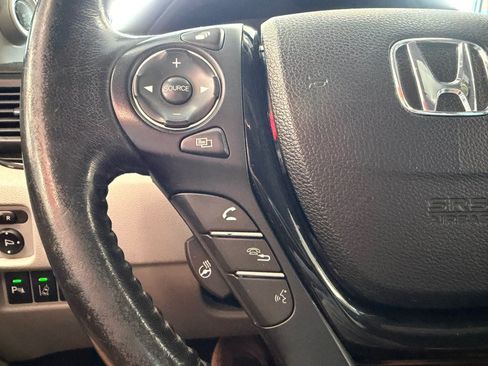 Used 2018 Honda Pilot Elite image 58
