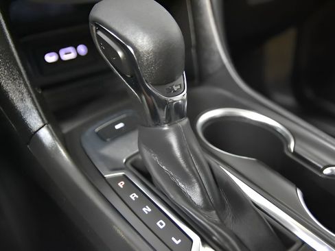 Used 2023 Chevrolet Equinox LS AWD/4WD image 29
