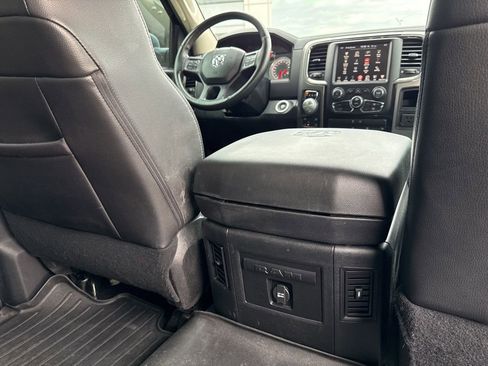 Used 2016 RAM 1500 Sport w/ Black Ram 1500 Sport Group image 43