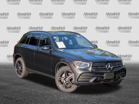 Used 2022 Mercedes-Benz GLC 300 4MATIC image 2