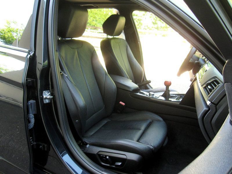 Used 2013 BMW 335i xDrive Sedan AWD/4WD image 27