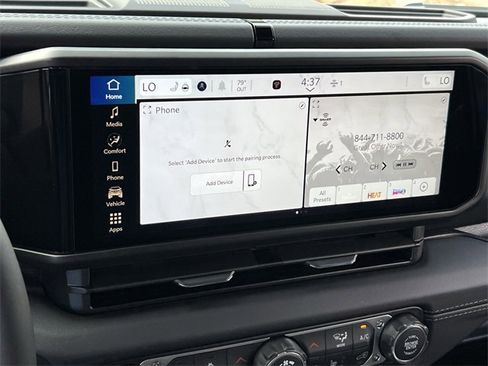 New 2025 Jeep Gladiator Sport image 21