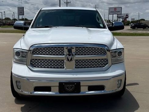 Used 2015 RAM 1500 Laramie w/ Convenience Group AWD/4WD image 10