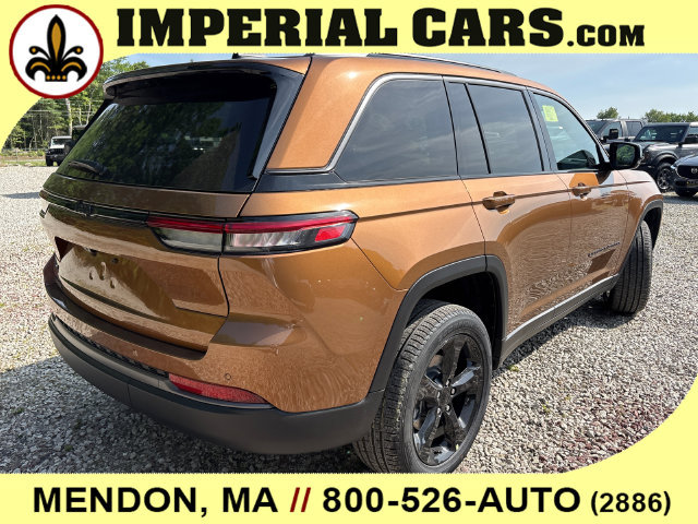 New 2026 Jeep Grand Cherokee Limited w/ Limited Altitude Package AWD/4WD image 12