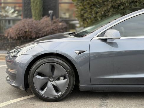 Used 2020 Tesla Model 3 Long Range image 10