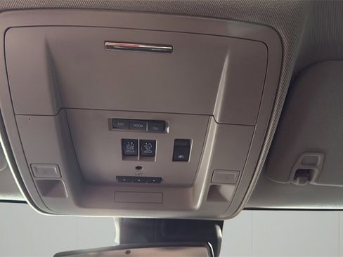 Used 2019 GMC Sierra 2500 Denali w/ Duramax Plus Package image 25