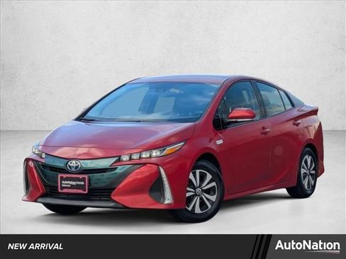 Used 2019 Toyota Prius Prime Premium image 1