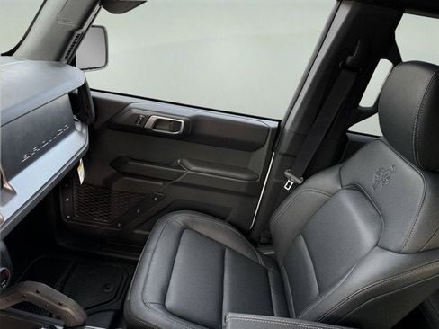 New 2026 Ford Bronco Badlands image 16