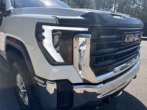 Used 2024 GMC Sierra 2500 Pro w/ Convenience Package image 33