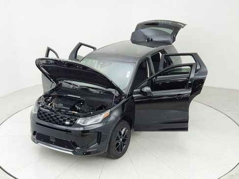 Certified 2025 Land Rover Discovery Sport S image 15