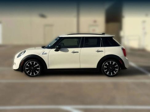 Used 2016 MINI Cooper S image 5