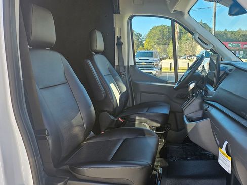 New 2026 Ford Transit 250 148 Medium Roof w/ Load Area Protection Package image 6