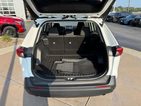 Certified 2025 Toyota RAV4 LE AWD/4WD image 8