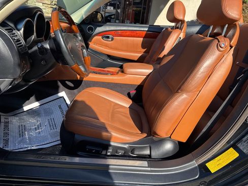 Used 2003 Lexus SC 430 Convertible image 12
