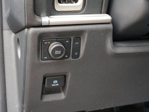 Used 2025 Ford Expedition Active AWD/4WD image 17