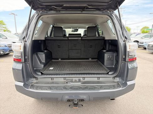 Used 2024 Toyota 4Runner SR5 Premium w/ Moonroof Package AWD/4WD image 37
