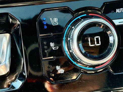 Used 2023 GMC Sierra 1500 Denali Ultimate image 21