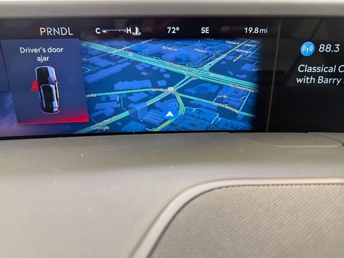 New 2026 Lincoln Nautilus Premier image 16