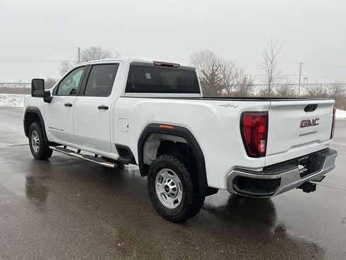 Used 2024 GMC Sierra 2500 Pro w/ Convenience Package image 7