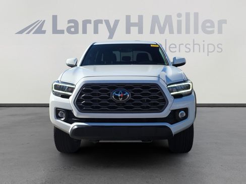 Used 2023 Toyota Tacoma TRD Off-Road image 8