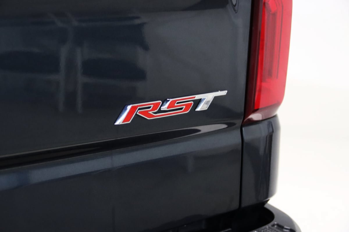 Used 2019 Chevrolet Silverado 1500 RST AWD/4WD image 15