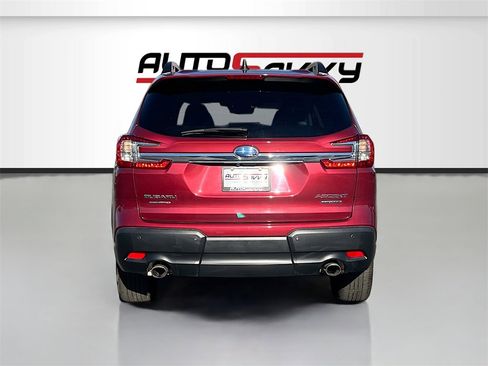 Used 2023 Subaru Ascent Limited image 6