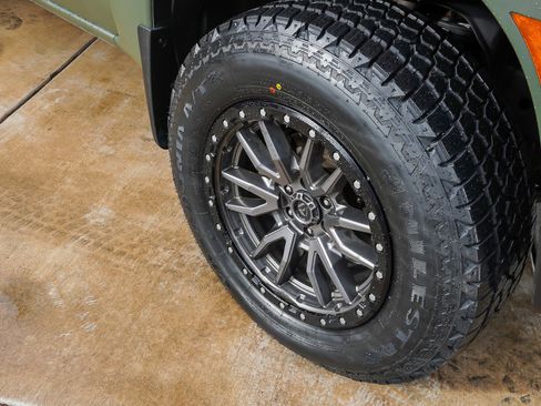 Used 2022 Nissan Frontier S w/ Technology Package image 11