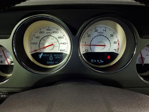 Used 2013 Dodge Challenger R/T Plus image 18