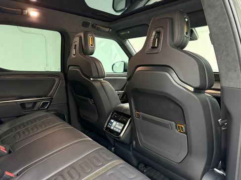 Used 2022 Rivian R1T Launch Edition image 34