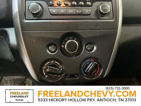 Used 2016 Nissan Versa SV image 18