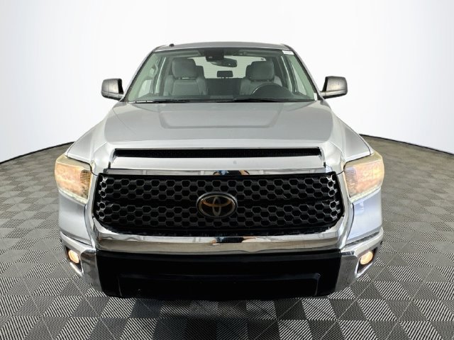 Used 2019 Toyota Tundra SR5 RWD image 2