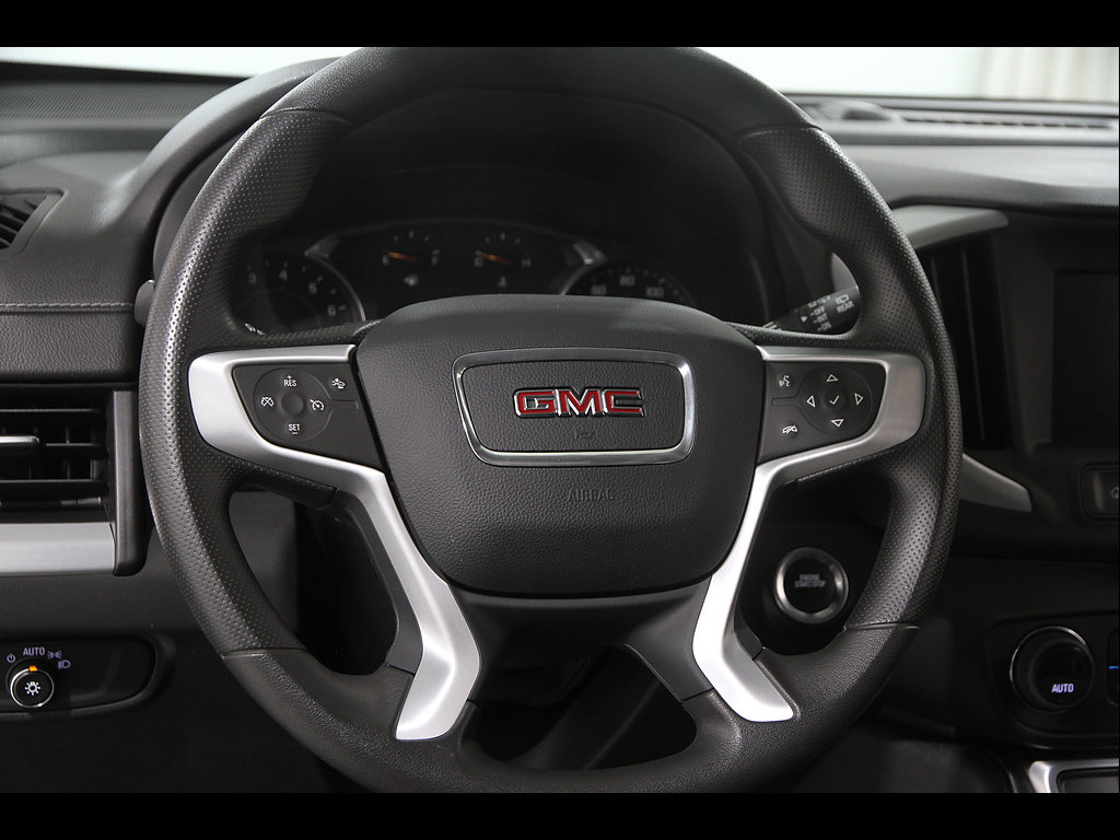 Used 2023 GMC Terrain SLE w/ Driver Convenience Package FWD image 7