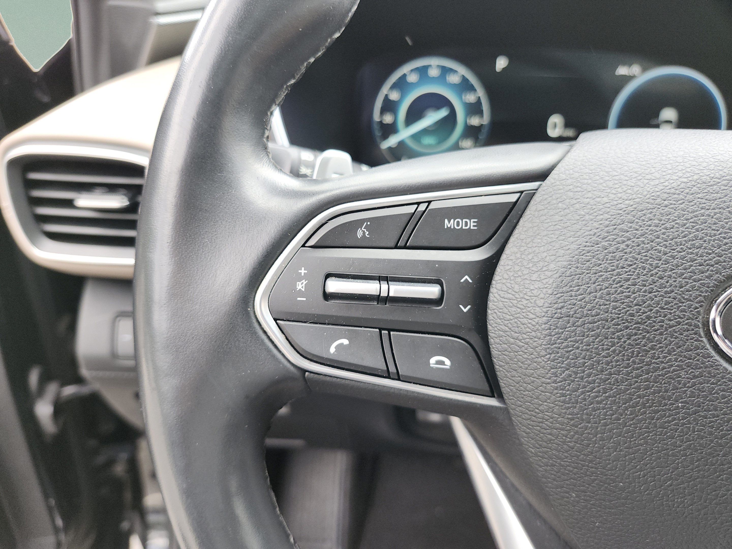Certified 2021 Hyundai Santa Fe Limited FWD image 15