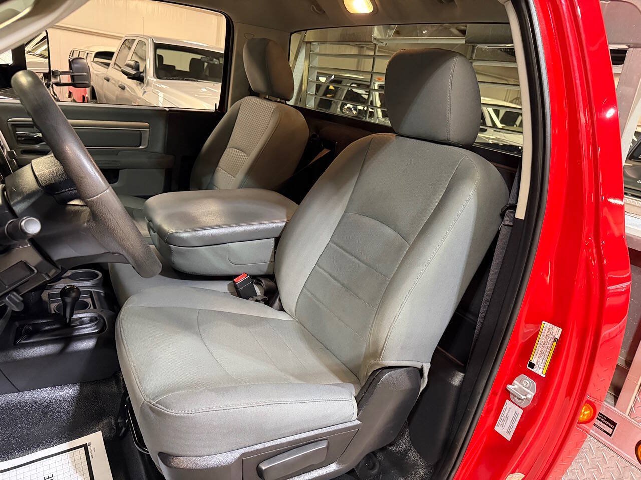 Used 2016 RAM 3500 Tradesman w/ Power & Remote Entry Group AWD/4WD image 11