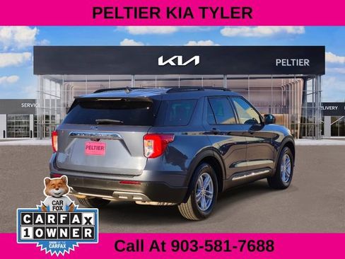 Used 2021 Ford Explorer XLT w/ Equipment Group 202A image 7