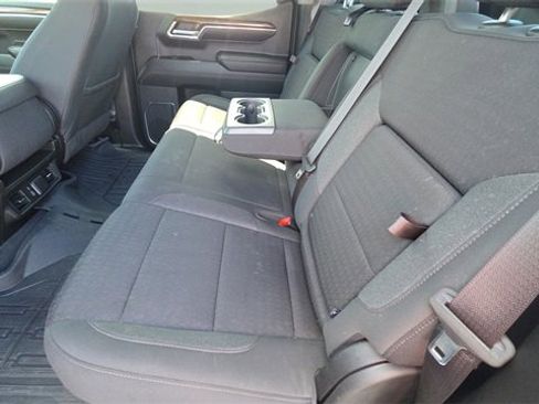 Used 2024 GMC Sierra 1500 Elevation image 21