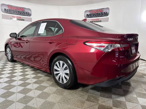 Used 2019 Toyota Camry LE w/ Sunroof Package image 6