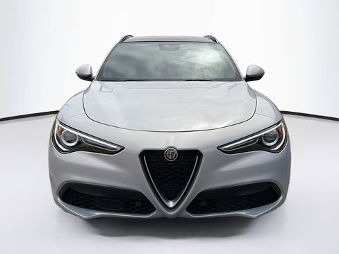 Used 2020 Alfa Romeo Stelvio Ti Sport w/ Quick Order Package 22S Sport AWD/4WD image 2